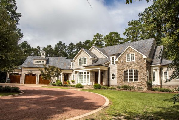 Homepage - Luxury Colonial Style Home